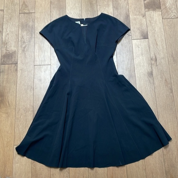 Anne Klein black career classic office shortsleeve A line flare dress, size 2 - Picture 10 of 12